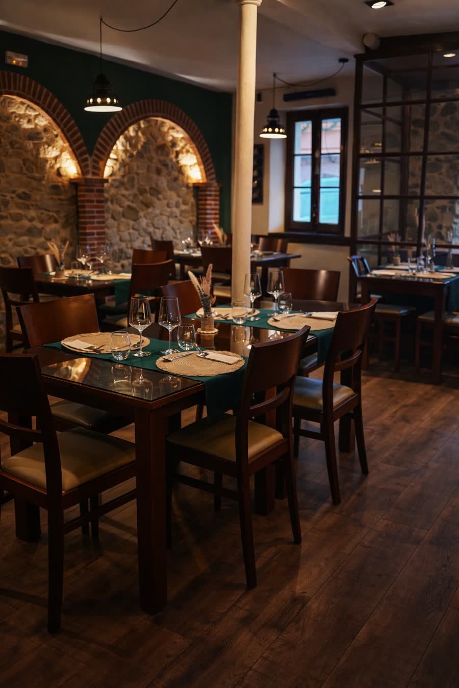Interior de la cuina d'Arrels del Foc, restaurant de cuina argentina a Martinet