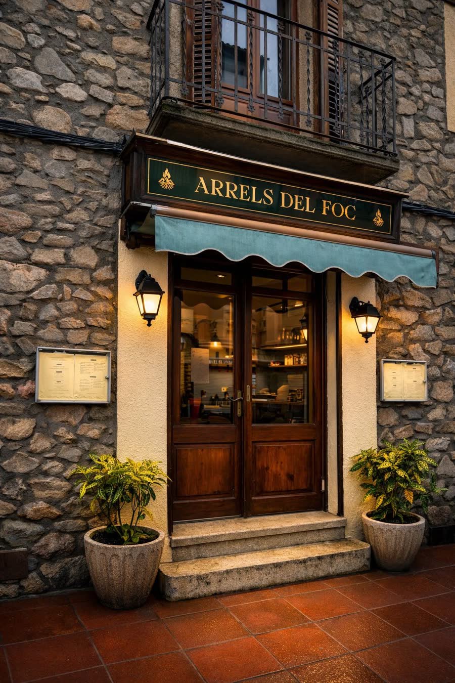 Façana exterior del restaurant Arrels del Foc a Martinet, Cerdanya